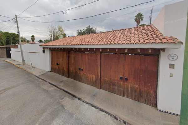 Foto de inmueble en Oaxaca, Col. Las Rosas C.P. 35090, Gómez Palacio