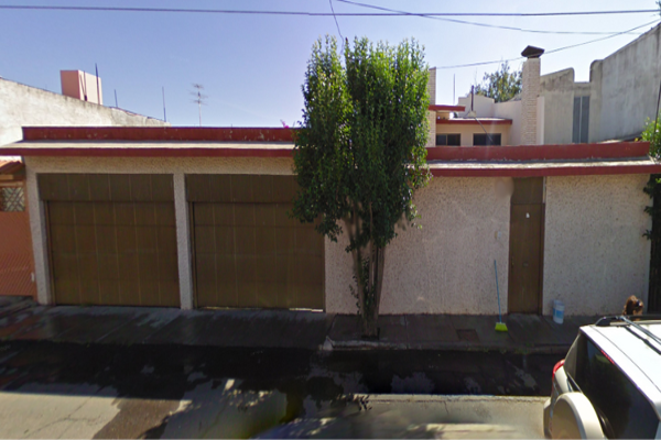 Foto de inmueble en Avenida del Paraíso, Col. Jardines de Durango C.P. 34200, Durango