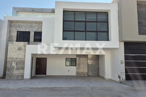 Foto de inmueble en Calandria, Col. Villa de las Palmas C.P. 27023, Torreón