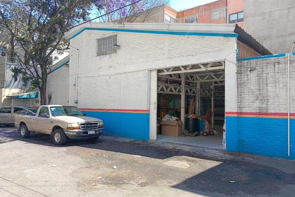 Foto de inmueble en Calle 2 PRIVADA #16-A, Col. San Pedro de los Pinos C.P. 03800, Benito Juárez