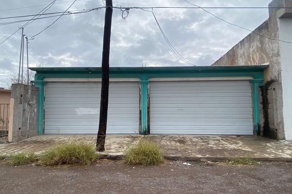 Foto de inmueble en Calle 20 de Noviembre, Col. Benito Juárez C.P. 33060, Delicias