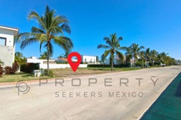 Foto de inmueble en Calle Álamo #242, Col. Nuevo Vallarta C.P. 63735, Bahía de Banderas