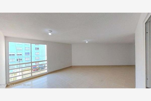 Foto de inmueble en Calle Calz. San Juan De Aragón #1, Col. San Pedro El Chico C.P. 07480, Gustavo A. Madero