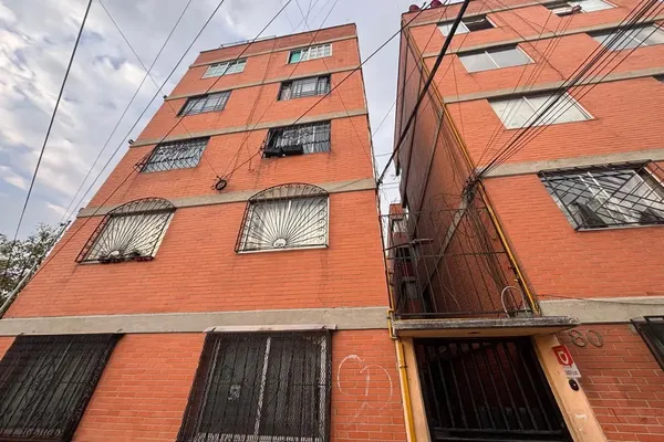 Foto de inmueble en C. Centlapatl #143, Col. San Martín Xochinahuac C.P. 02120, Azcapotzalco