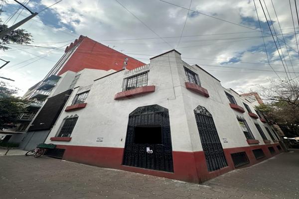 Foto de inmueble en Calle Chilpancingo 45, Col. Hipódromo C.P. 06100, Cuauhtémoc