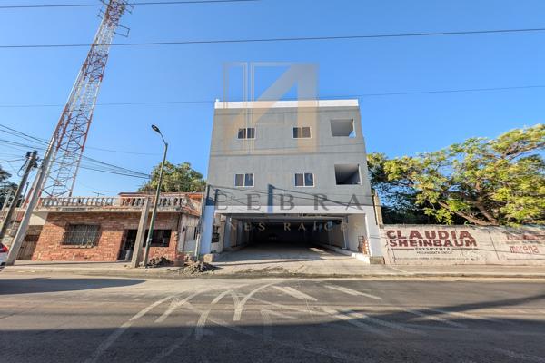 Foto de inmueble en Calle José de Escandon y Helguera #101 Casi esquina con Cristóbal Colón en Zona Centro, Tampico Tama, Col. Ciudad Madero Centro C.P. 89400, Ciudad Madero
