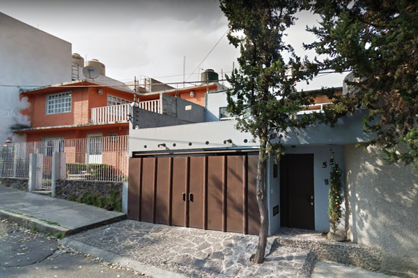 Foto de inmueble en CALLE JUAN SANCHEZ DE ALANIZ, Col. Miguel Hidalgo C.P. 14250, Tlalpan