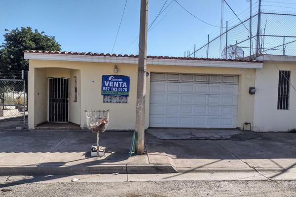 Foto de inmueble en Calle M. C. Castro, Col. Centro C.P. 81000, Guasave