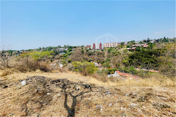 Foto de inmueble en Calle Nubes, Col. Rancho Tetela C.P. 62160, Cuernavaca