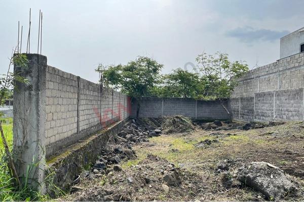 Foto de inmueble en calle paseo de los sauces, Col. Acapatzingo C.P. 62493, Cuernavaca