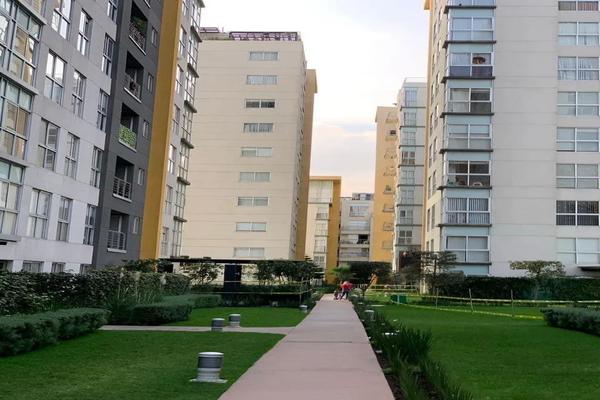 Foto de inmueble en Calzada de Tlalpan, Col. Pueblo de Santa Ursula Coapa C.P. 04650, Coyoacán