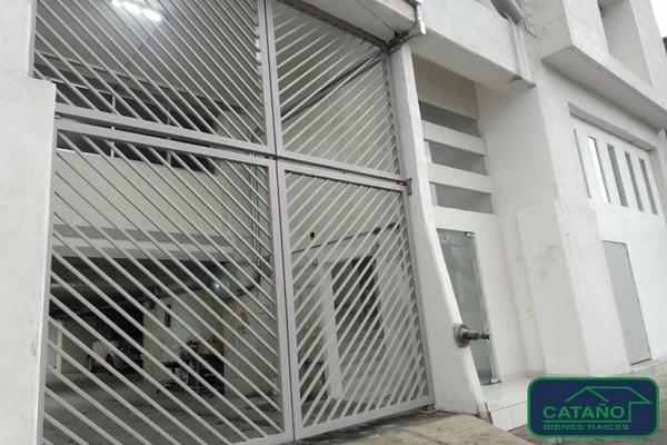 Foto de inmueble en Calzada de Tlalpan, Col. San Simón Ticumac C.P. 03660, Benito Juárez
