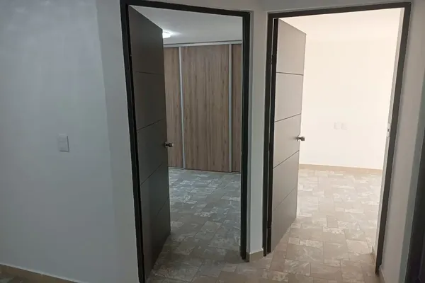 Foto de inmueble en CALZADA IGNACIO ZARAGOZA #885, Col. Agrícola Oriental C.P. 08500, Iztacalco