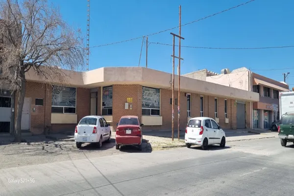 Foto de inmueble en Calzada Lázaro Cardenas #216C, Col. Parque Industrial Lagunero C.P. 35077, Gómez Palacio
