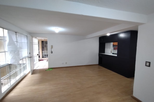 Foto de inmueble en Calzada México Tacuba 1523, Torre Varsovia Depto 502, San Joaquín, Miguel Hidalgo, CDMX, C.P. 11260, Col. San Joaquín C.P. 11260, Miguel Hidalgo