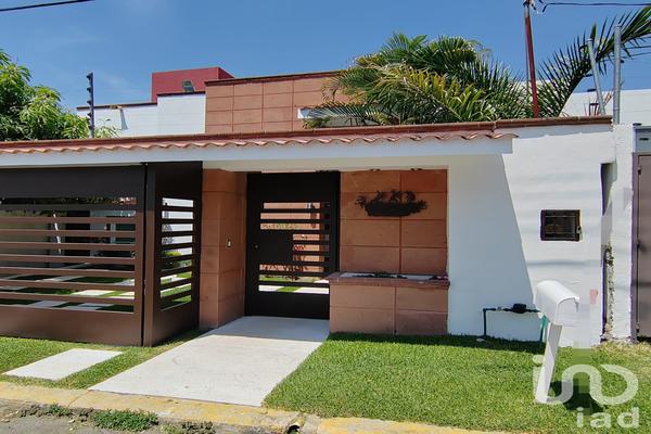 Foto de inmueble en Camino del Pedregal #113, Col. Pedregal de Oaxtepec C.P. 62738, Yautepec