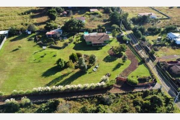 Foto de inmueble en camino real #8, Col. San Pedro Pareo C.P. 61614, Pátzcuaro