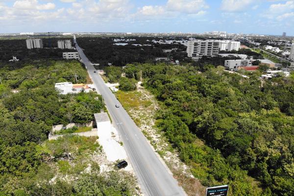 Foto de inmueble en  , Col. Cancún (Internacional de Cancún) C.P. 77569, Benito Juárez
