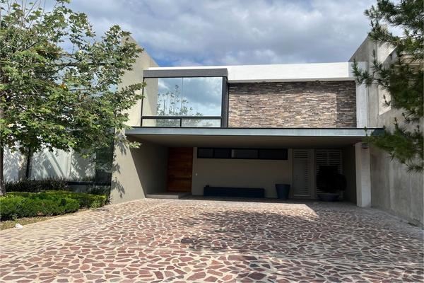 Foto de inmueble en Cardenales, Col. Country Club Gran Jardín C.P. 37134, León