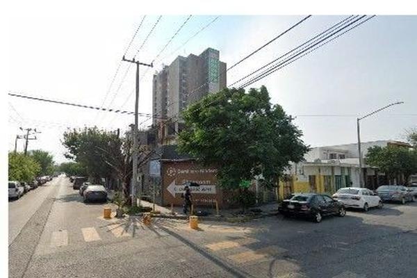 Foto de inmueble en Carlos Salazar, Col. Centro C.P. 64720, Monterrey