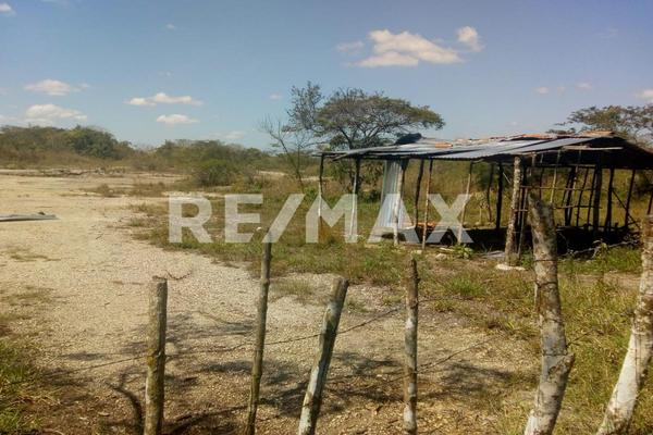 Foto de inmueble en Carr, TUXTLA-LAS CHOAPAS, Col. San Miguel C.P. 29140, Ocozocoautla de Espinosa