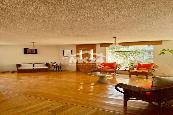 Foto de inmueble en Carrasco, Col. Toriello Guerra C.P. 14050, Tlalpan