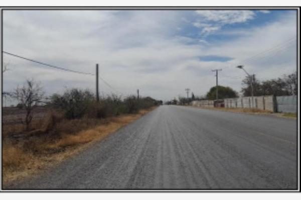 Foto de inmueble en Carretera 363 hacia la Esmeralda #CAR 363 LA ESMERALDA, Col. La Popular C.P. 35130, Gómez Palacio
