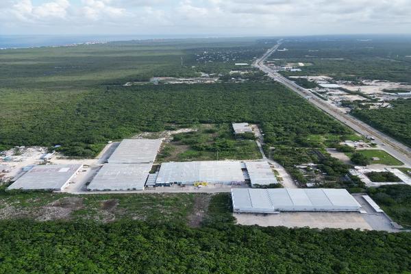 Foto de inmueble en carretera #6, Col. Puerto Morelos C.P. 77580, Puerto Morelos