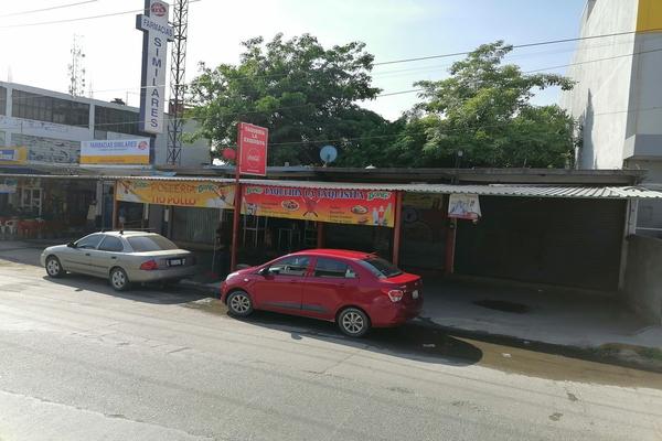 Foto de inmueble en Carretera Cayaco Puerto Marquez, Col. El Salto C.P. 39903, Acapulco de Juárez