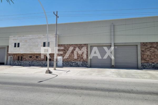 Foto de inmueble en Carr. Gómez Palacio - Jiménez, Col. Parque Industrial Lagunero C.P. 35077, Gómez Palacio