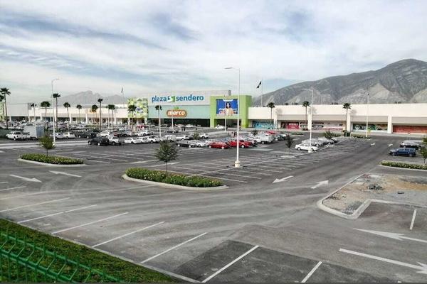 Foto de inmueble en Carr. Monterrey - Saltillo, Col. Parque Industrial la Puerta C.P. 66367, Santa Catarina