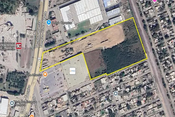 Foto de inmueble en Carr. Tampico-Mante #KILOMETRO 12.5, Col. Américo Villarreal C.P. 89604, Altamira