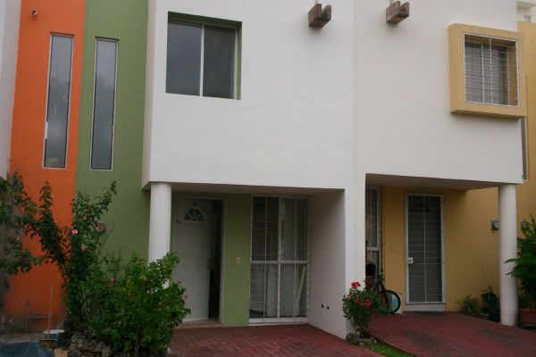 Casas En Venta En Fraccionamiento Loreto Tlaquepaque Inmuebles24