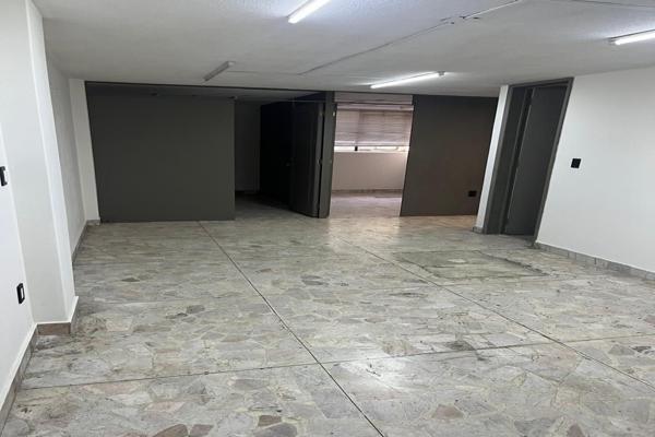 Foto de inmueble en tlacotlalpan, Col. Roma Sur C.P. 06760, Cuauhtémoc