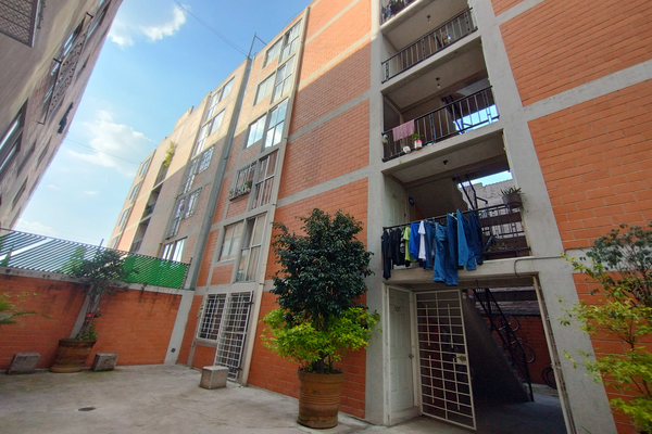 Foto de inmueble en Centlapatl, Col. San Martín Xochinahuac C.P. 02120, Azcapotzalco