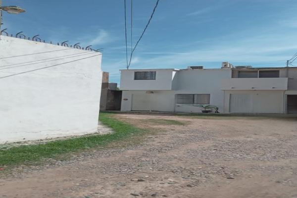 Foto de inmueble en  , Col. Centro C.P. 81000, Guasave
