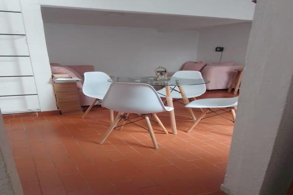 Foto de inmueble en Cda. Belisario Dominguez, Col. Del Carmen C.P. 04100, Coyoacán