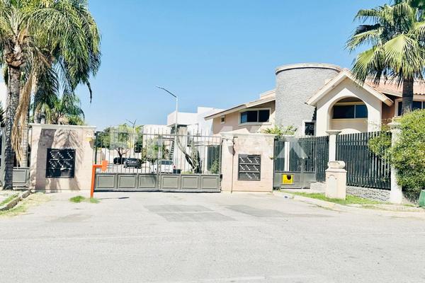 Foto de inmueble en CDA. DA VINCI, Col. Residencial los Fresnos C.P. 27018, Torreón