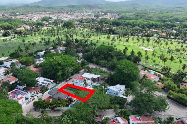 Foto de inmueble en Cerrada de las Alondras, Col. Ixtapa C.P. 40884, Zihuatanejo de Azueta