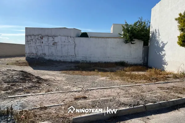 Foto de inmueble en Cerrada Rivera #., Col. Residencial los Fresnos C.P. 27018, Torreón