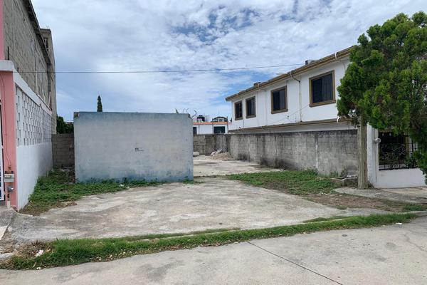 Foto de inmueble en  , Col. Choferes C.P. 89337, Tampico