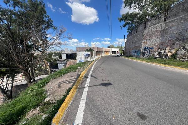 Foto de inmueble en circuito de las brisas, Col. Los Remedios C.P. 34100, Durango