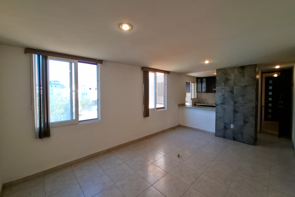 Foto de inmueble en Circuito Puerta Del Sol Número 4, Torre B Dpto 5, Fracc. Puerta Real, Corregidora, Querétaro, C.P. 7, Col. Puerta Real C.P. 76910, Corregidora