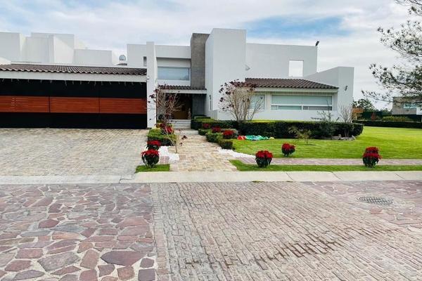 Foto de inmueble en Cisnes, Col. Country Club Gran Jardín C.P. 37134, León