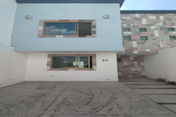Foto de inmueble en Ciudad Altamirano - Toluca #394, Col. San Juan de las Huertas C.P. 51370, Zinacantepec