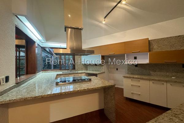 Foto de inmueble en  , Col. Club de Golf Valle Escondido C.P. 52937, Atizapán de Zaragoza