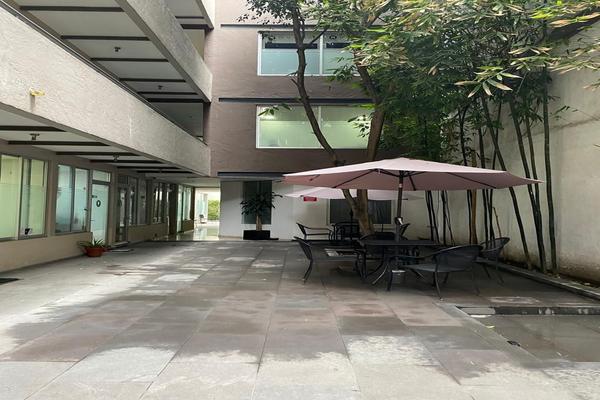 Foto de inmueble en Coapa, Col. Toriello Guerra C.P. 14050, Tlalpan