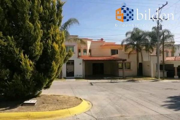 Foto de inmueble en  , Col. Colinas del Saltito C.P. 34105, Durango