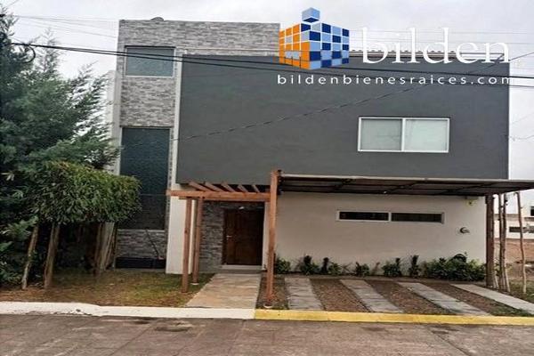 Foto de inmueble en  , Col. Colinas del Saltito C.P. 34105, Durango