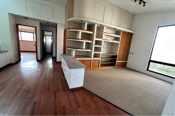 Foto de inmueble en Cordillera Guadarrama #127, Col. Lomas 3a Secc C.P. 78216, San Luis Potosí
